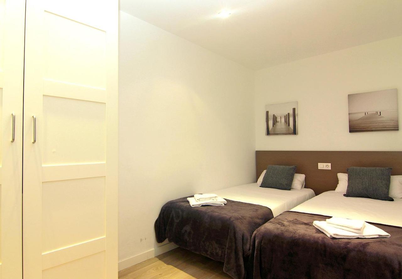 Miquel Angel - Apartments Next To Camp Nou บาร์เซโลนา ภายนอก รูปภาพ