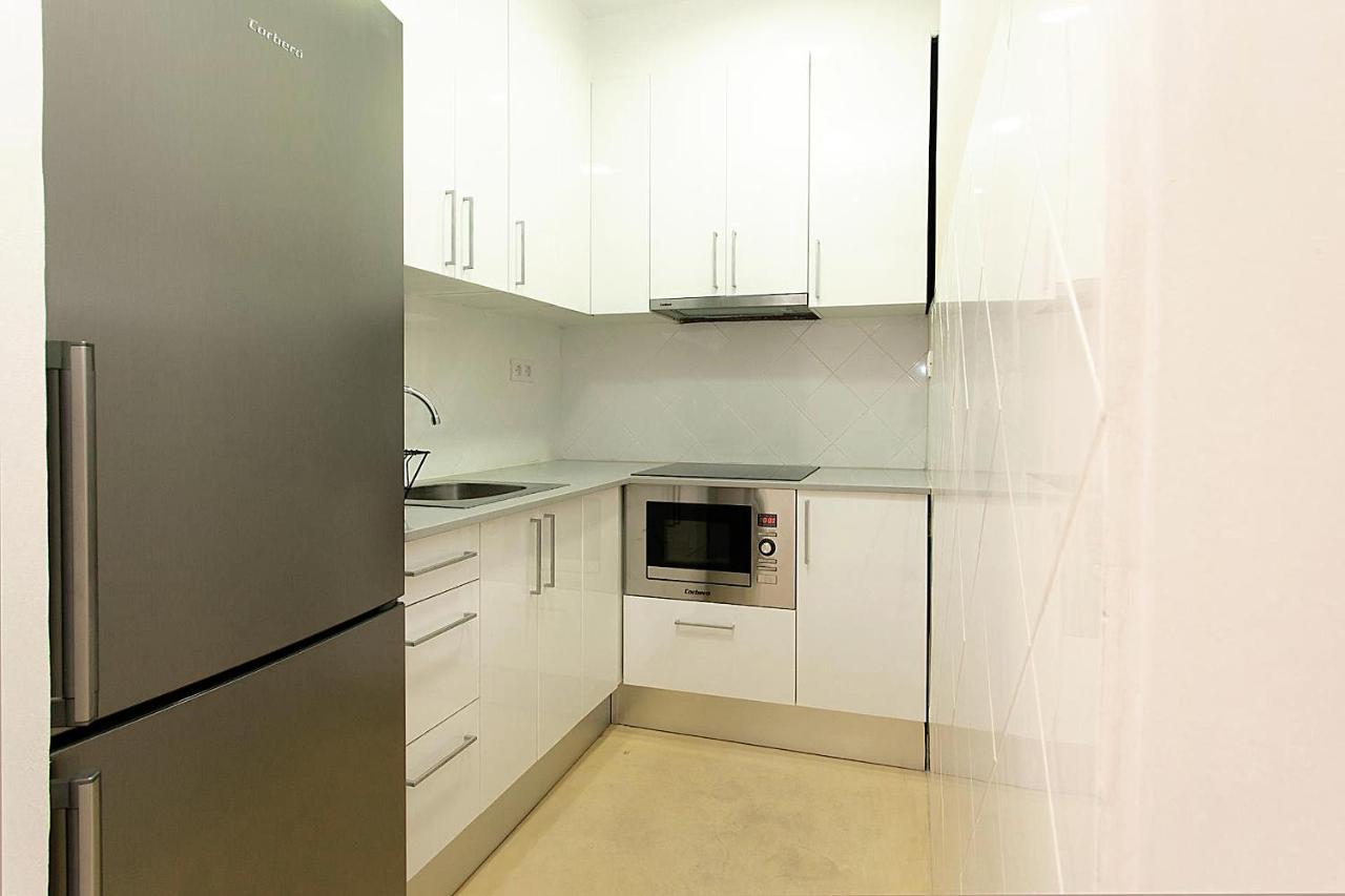 Miquel Angel - Apartments Next To Camp Nou บาร์เซโลนา ภายนอก รูปภาพ