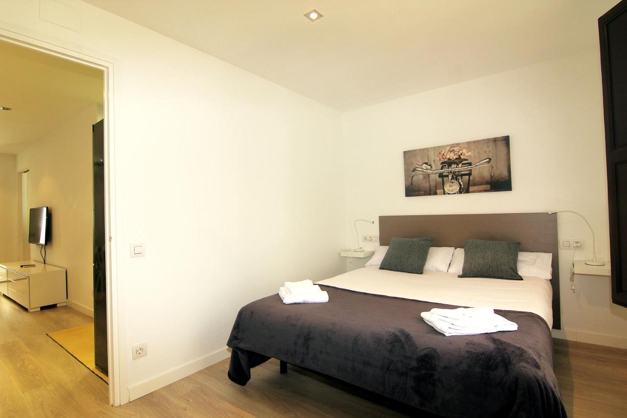 Miquel Angel - Apartments Next To Camp Nou บาร์เซโลนา ภายนอก รูปภาพ