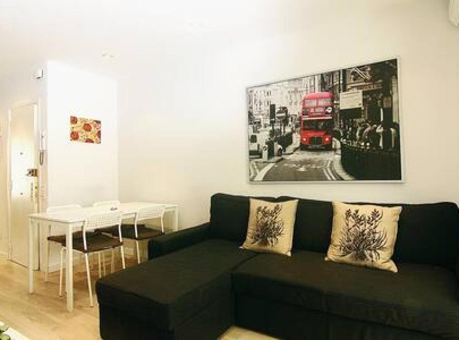 Miquel Angel - Apartments Next To Camp Nou บาร์เซโลนา ภายนอก รูปภาพ